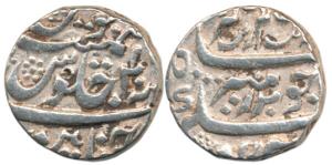 Aurangzeb, Silver Rupee, 11.16g, Chinapattan Mint, RY 4. Very Fine+, Rare in this grade.