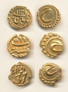 Tipu Sultan, Gold Fanam (3), Farrukhi, Kalikut and Patan Mints, all with complete mint and
