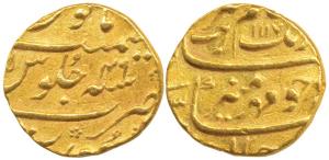 Aurangzeb, Gold Mohur, 11.09g, Surat Mint, AH 1117/29 (KM 315.45). Very Fine+, Scarce.