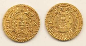 Gold Pagoda, 2.93g, standing Vishnu on obv., Gopuram on rev., no date, 1808-1815 issue, em