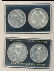1973 Uncirculated Set, Grow More Food, set of 2, Rupees 10 and 20. The outer box slightly 
