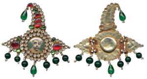 Serpage (a turban badge) worn by Kings and Courtiers on the Pagdi (turban) with centre por