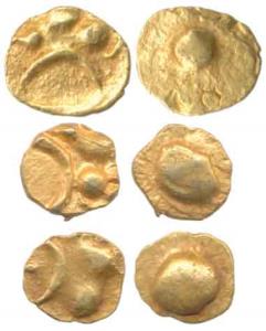 Kunigal, Gold Fanam (3), geometric symbol made of dots and a crescent on obv., rev. globul