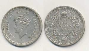 George VI, Half Silver Rupee, 1945, Bombay Mint, D / I / a / Large 5. Very Fine+, Very Rar