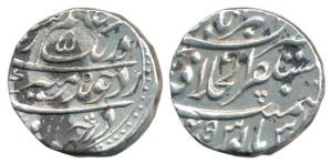 Aurangzeb (AH 1068-1118, 1658-1707 AD), Silver Rupee, 11.32g, Mushtaqir-ul-khilafat Akbara