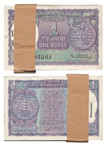Rupee 1 bundle, 1977, signed Manmohan Singh, (IPM# A-37). Uncirculated. (100)