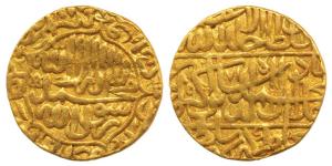 Akbar (AH 963-1014, 1556-1605 AD), Gold Mohur, 10.82g, Agra Mint, AH 971 (KM 105.1). Large