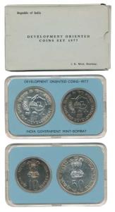 1977 Uncirculated Set, Save for Development, set of 2, Rupees 10 and 50. In near immaculat