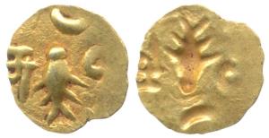 Pandyas (c. 1st —2nd century AD), Gold Seal, 0.19g, Repousse, bracteates, fish, crescent a