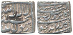Akbar, Silver Rupee, 11.28g, Bangala Mint, with a poetic couplet (KM 87.1). Very Fine+, Ra