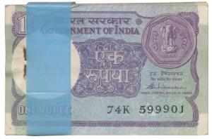 Rupee 1 bundle, 1986, signed S. Venkitaramanan, inset A, (IPM# A-49). Uncirculated. (100)
