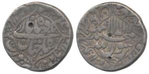 Shah Jahan, Silver Rupee, 11.31g, Surat Mint, AH 1057/19 (KM 230.3). Fine+.