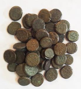 Maldives (16-17th century AD), Copper base alloy Larin (53), assorted lot of many differen