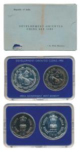 1980 Proof Set, Rural Women’s Advancement, set of 2, Rupees 10 and 100. Slight tear on out