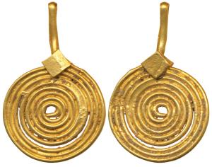 Gold Jewellery, an ancient pendant, 7.84g, gold wire coiled around with loop for suspensio