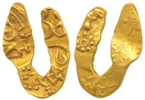 Western Chalukya feudatories in the Wai-Karhad region, Gold U-Shaped Fanam, 0.49g, three p