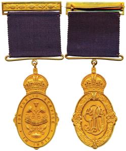 Kaiser-i-Hind Medal, George VI, Gold, an oval badge surmounted by the imperial crown, the 