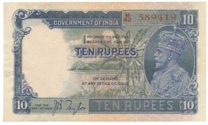 George V, Rupees 10, 3rd issue, 1933, signed J.B. Taylor, thin paper (J&R 8.1A). About Ext