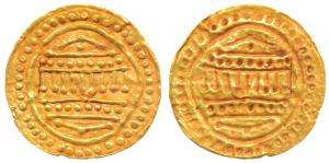 Vijayanagar Empire, Circular Gold repousee Plaque, 0.74g, 18mm, depiction of a south India