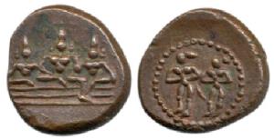 Nayakas of Madurai, Anonymous, Copper Cash, 3.86g, obv. Vishnu, Sridevi, Bhudevi?, rev. th