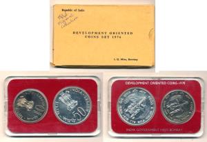 1976 Uncirculated Set, Food and Work for All, set of 2, Rupees 10 and 50. Some graffiti on