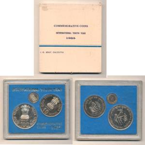 1985 Uncirculated Set, International Youth Year, set of 2, Rupee 10 and 100. In immaculate