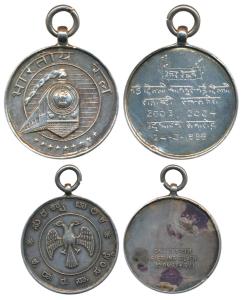 Indian Railways, Silver Medal, 29.g, obv., a steam engine with Ashoka emblem, rev., engrav