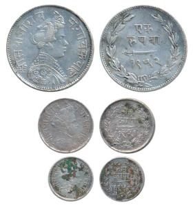 Sayaji Rao III (VS 1932-95, 1875-1938 AD), Silver Rupee, ¼ (4 Annas) and 1/8 (2 Annas), 19