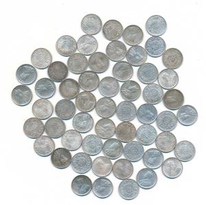 George V, Silver 2 Annas (57), 1912 (3), 1913, 1914, 1916 (11), 1917 (41). Very Fine to Un