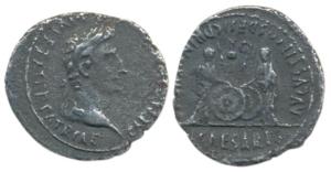 Roman, Augustus (27 BC-14 AD), Silver Denarius, 3.62g, obv. CAESAR AVGVSTVS DIVI F PATER P