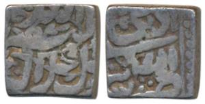 Akbar, Silver Square Rupee, 10.8g, Tatta Mint, Ilahi type, Month Di, Year 31 (KM 88.7). Ab