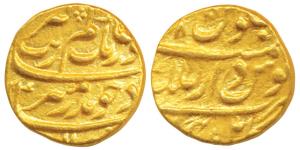 Aurangzeb, Gold Mohur, 10.98g, Dar al-Mulk Kabul Mint, badr-i-munir type (KM 315.25). Very