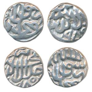 Akbar, Silver Rupee, without mint name, probably Mandu a Malwa Issue, with clear date 975 