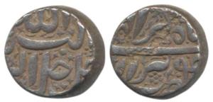 Akbar, Silver Rupee, 11.46g, Berar Mint, Ilahi type, Month Tir, RY 4X (KM 93.6). Very Fine