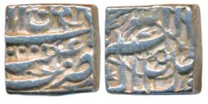 Akbar, Silver Square Rupee, 11.37g, Tatta Mint, Ilahi type, Month Bahman, Year 4(0) (KM 88