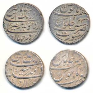 Aurangzeb, Silver Rupee (2), Surat Mint, AH 1074/6 and 1091/23 (KM 300.86). Very Fine+. (2