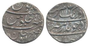 Aurangzeb, Silver Rupee, 11.60g, Dar ul-Fateh Ujjain Mint, AH 1118/50, (KM 300.91). Very F