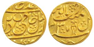 Najibabad Mint, Gold Mohur, 10.70g, in the name of Shah Alam II, AH (12)11/37, vertical fi