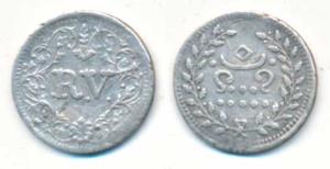 Rama Varma IV (ME 1035-1055, 1860-1880 AD), Silver Velli Fanam, 1.53g, R. V. initials of t