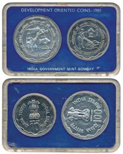 1980 Uncirculated Set, Rural Women’s Advancement, set of 2, Rupees 10 and 100. Without out