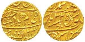 Muhammadabad Banaras Mint, Gold Mohur, 10.84g, in the name of Shah Alam II, fish, sun-burs