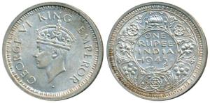 George VI, Half Silver Rupee, 1945, Bombay Mint, D / Ia / dot, Large and Open 5 in Date, U