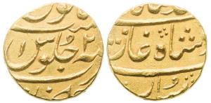 Gold Mohur, 10.87g, Chinchwar Mint, in the name of Muhammad Shah, Regnal Year 2, Obverse: 