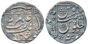 Aurangzeb, Silver Rupee, 11.54g, Junagarh / Junagadh Mint, AH 1093, square area type, near