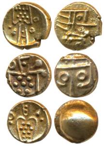 Gold Fanam, Coromandel Coast, 0.35g each, obv. degenerate Kali, rev. degenerate / corrupt 
