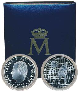 Spain, Silver 10 Euro, 27g, 2009, to commemorate the 2010 FIFA world cup in South Africa (