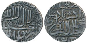 Akbar, Silver Rupee, 11.38g, Akbarpur Tanda Mint, AH 975 (KM 80.3). Very Fine+.