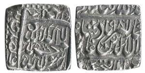 Akbar, Silver Square Rupee, 10.8g, Dar us- Sultanate Fathpur Mint, AH 986, Kalima type (KM