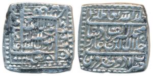 Akbar, Silver Square Rupee, 11.18g, Urdu Zafar Qarin Mint, AH Alif (1000), near complete d