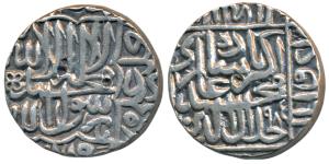 Akbar, Silver Rupee, 11.36g, Agra Mint (off flan), AH 985, Kalima type (KM 80.1A). Very Fi